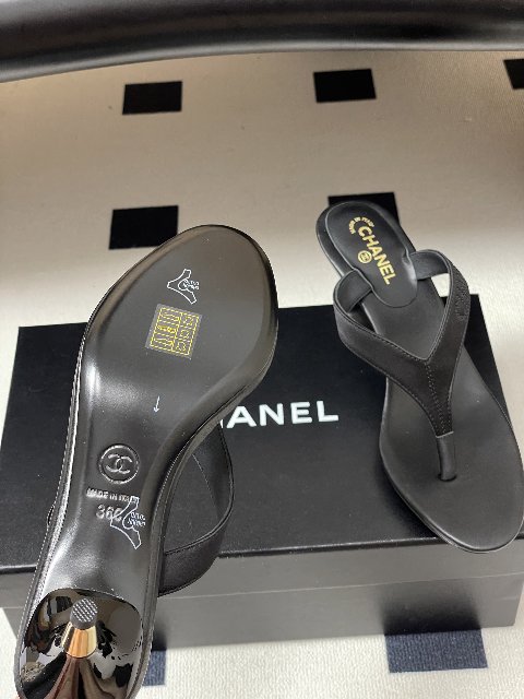 Counterfeit Shoes detail view visual reference
