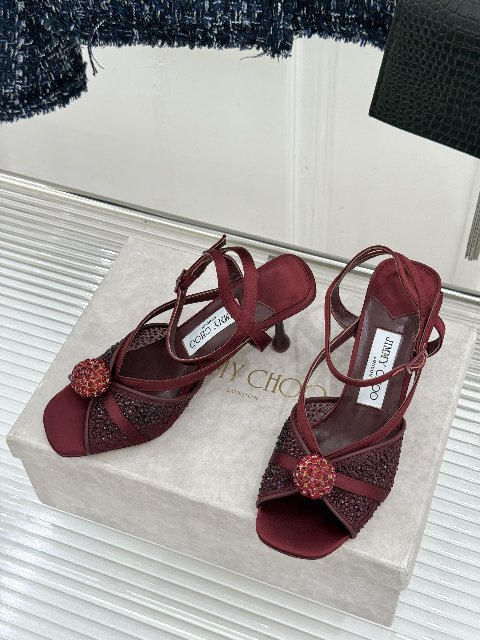 Counterfeit Jimmy Choo 26WF detail view visual reference