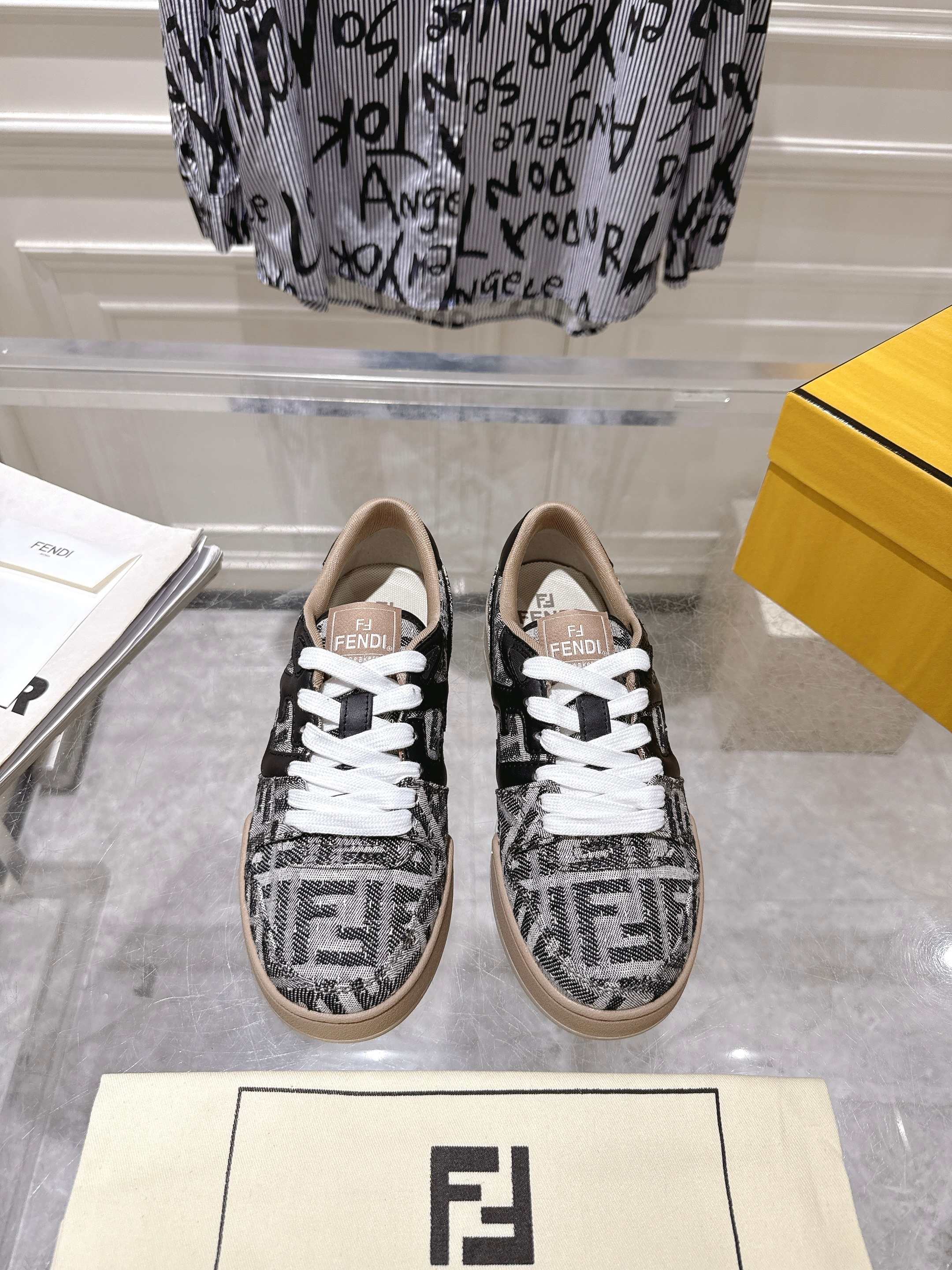 Counterfeit Fendi Match front view visual reference
