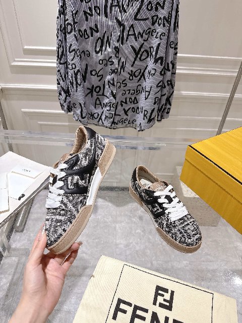 Counterfeit Fendi Match back view visual reference