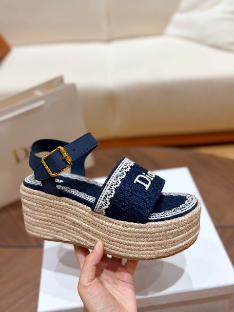 Counterfeit CONO Shoes detail view visual reference