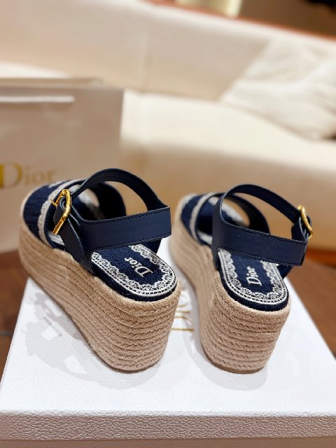 Counterfeit CONO Shoes detail view visual reference
