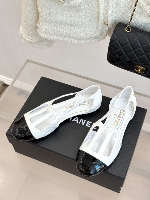 Counterfeit CHANEL Shoes detail view visual reference
