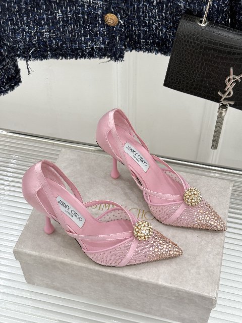 Counterfeit Jimmy Choo 26WF back view visual reference