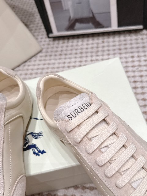Counterfeit Burberry Knight Runner detail view visual reference