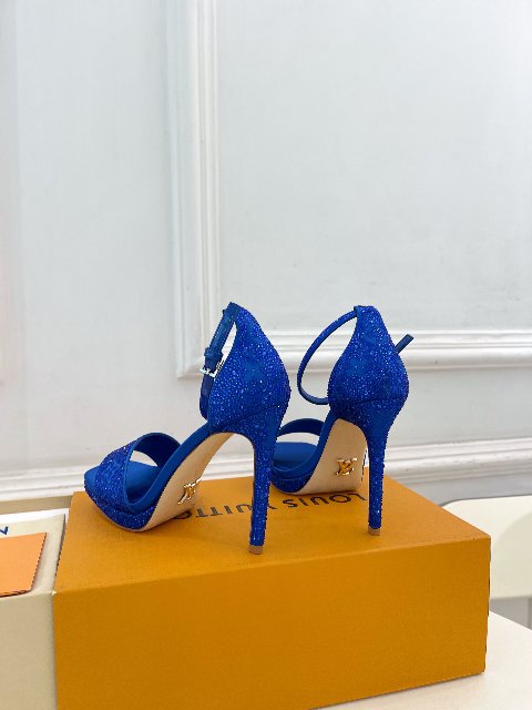 Counterfeit Louis Vuitton GALA PLATFORM detail view visual reference