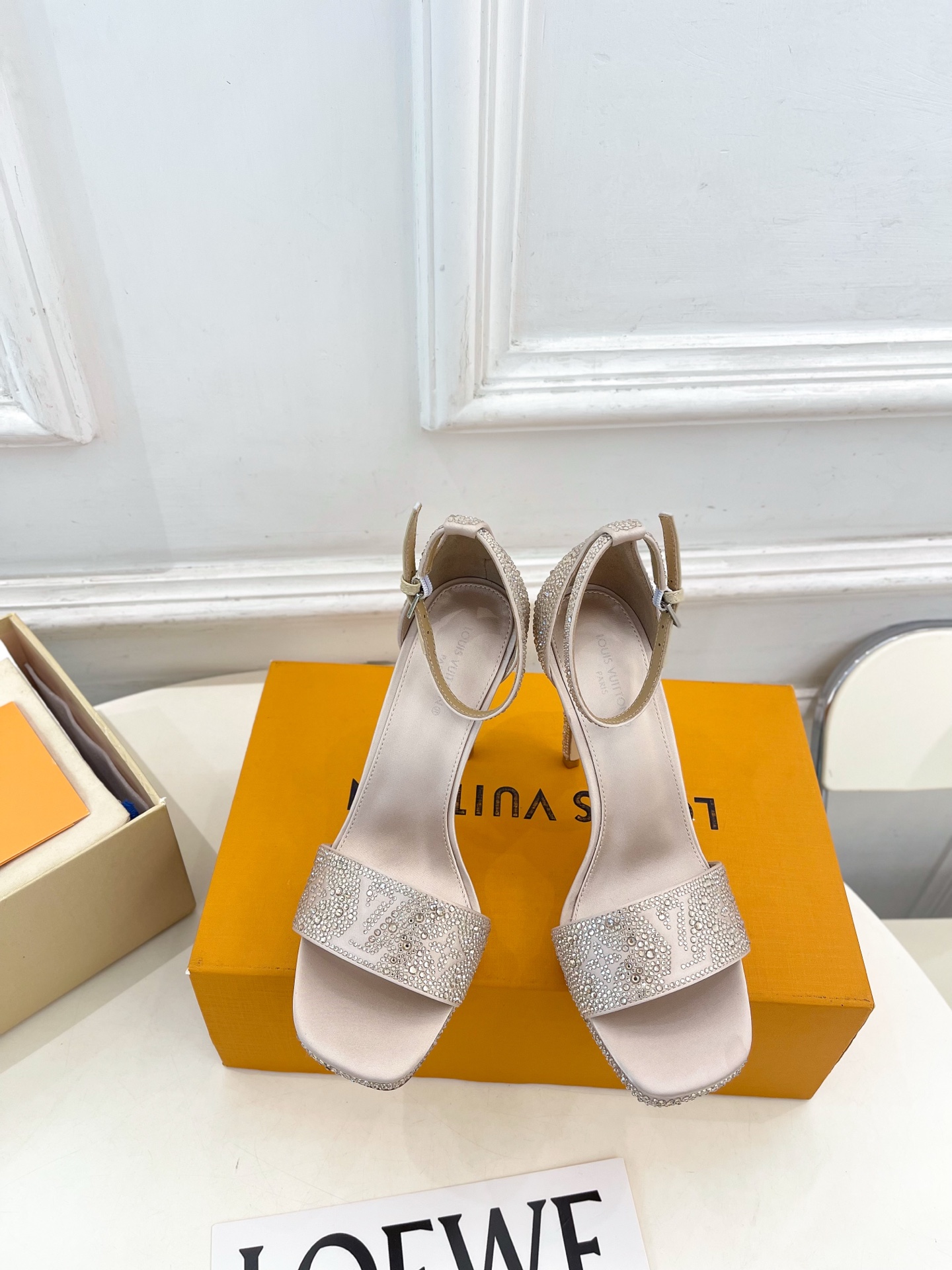 Counterfeit Louis Vuitton GALA PLATFORM front view visual reference
