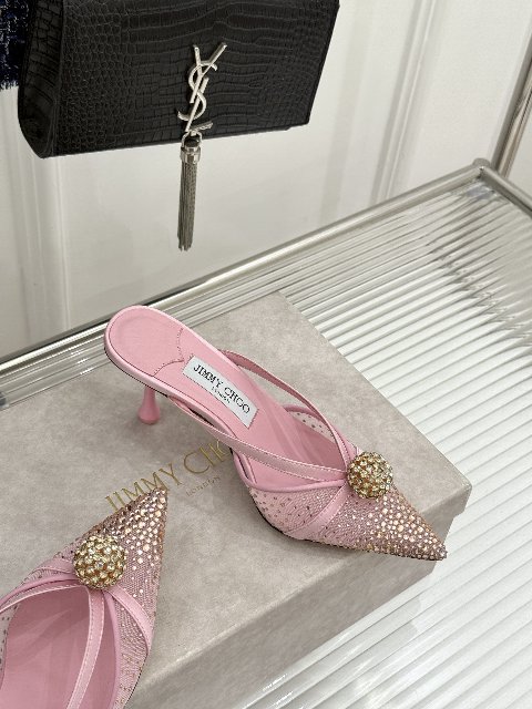 Counterfeit Jimmy Choo 26WF detail view visual reference