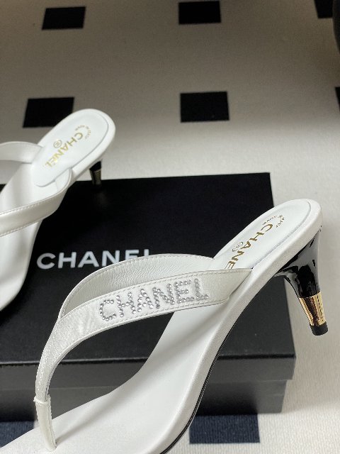 Counterfeit Shoes detail view visual reference