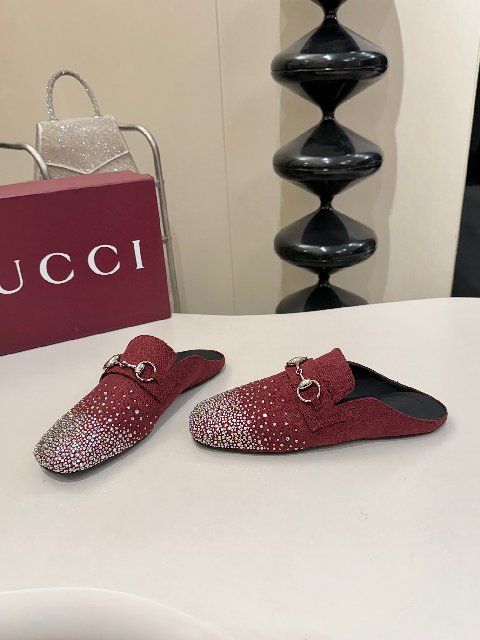 Counterfeit Shoes back view visual reference