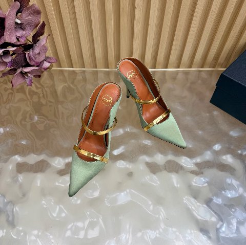 Counterfeit Malone Souliers P310 detail view visual reference