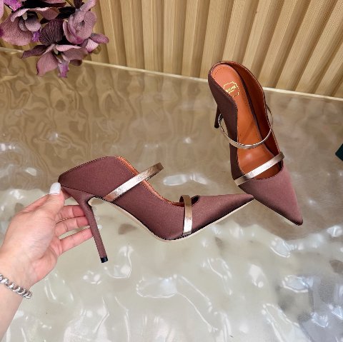 Counterfeit Malone Souliers Shoes detail view visual reference