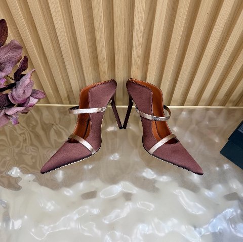 Counterfeit Malone Souliers Shoes detail view visual reference