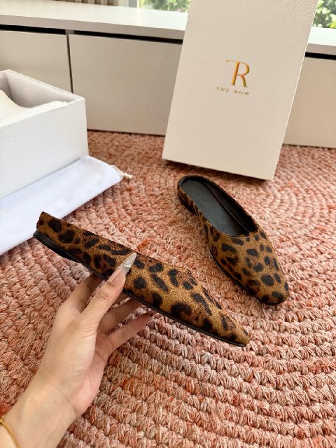 Counterfeit The Row Shoes detail view visual reference