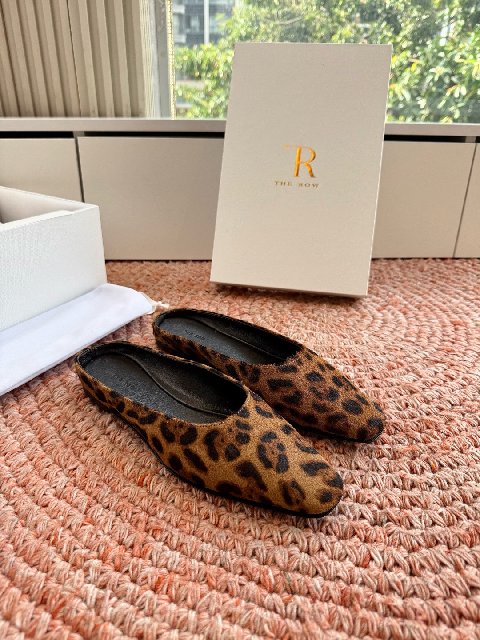 Counterfeit The Row Shoes detail view visual reference