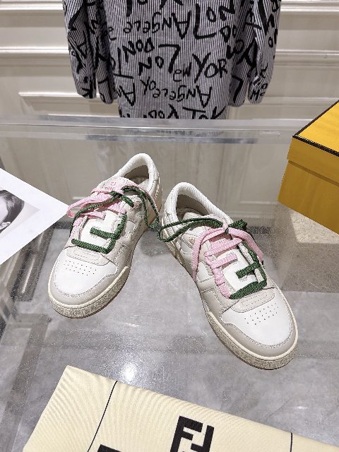 Counterfeit Fendi Match detail view visual reference