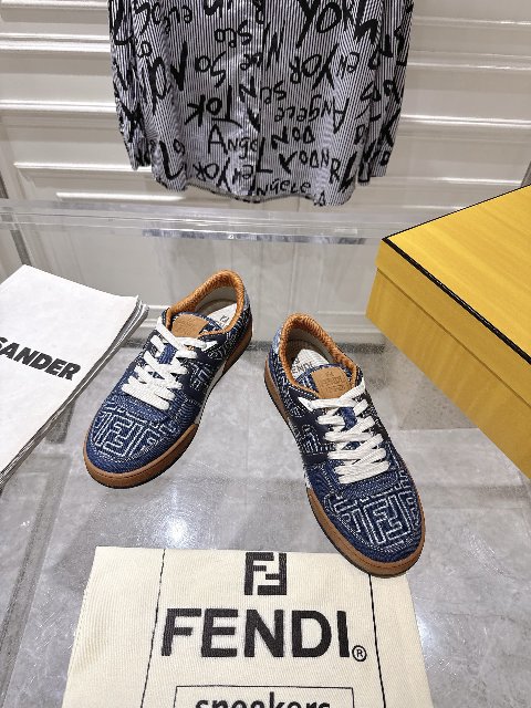 Counterfeit Fendi Match detail view visual reference