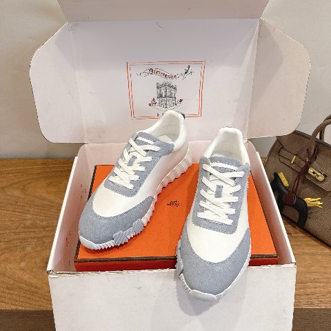 Counterfeit Hermès Shoes detail view visual reference