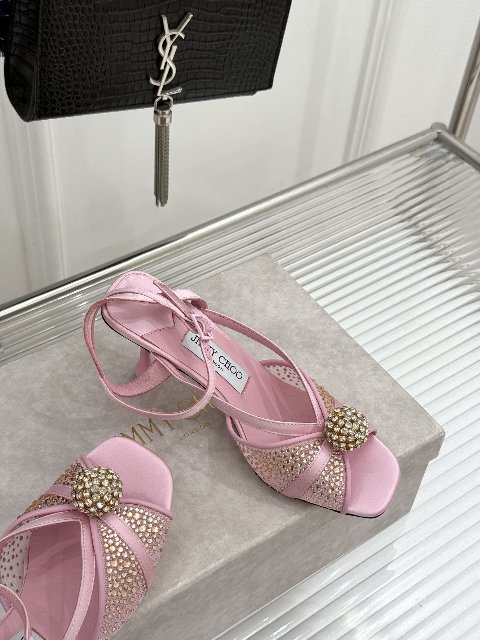 Counterfeit Jimmy Choo 26WF detail view visual reference