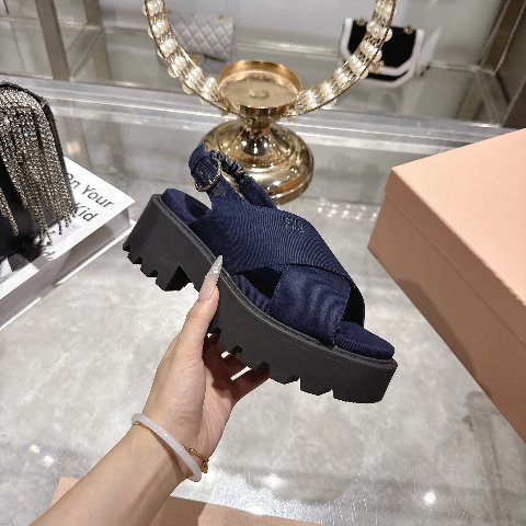 Counterfeit Miu Miu Shoes detail view visual reference