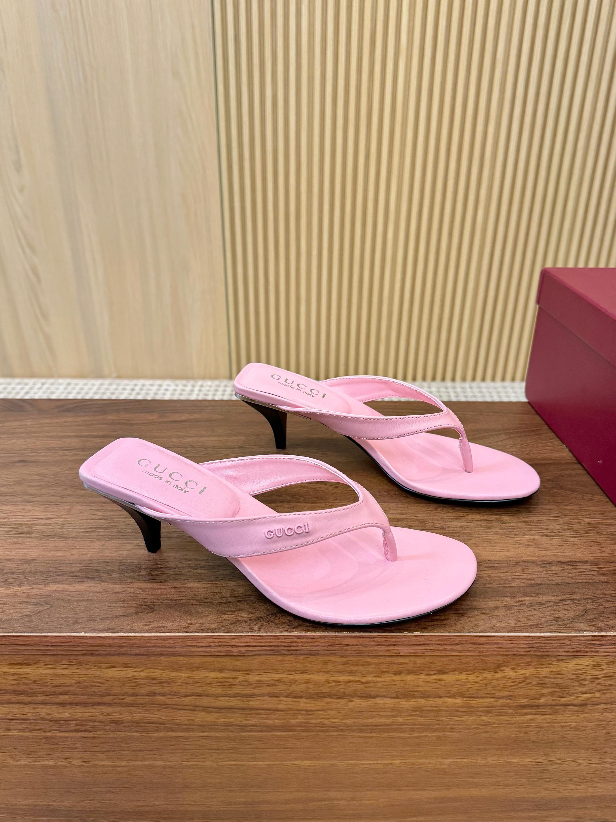 Counterfeit Shoes front view visual reference