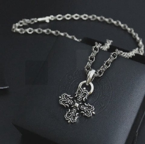 Counterfeit Chrome Hearts jewelry detail view visual reference