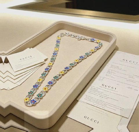 Counterfeit Gucci Anger Forest detail view visual reference