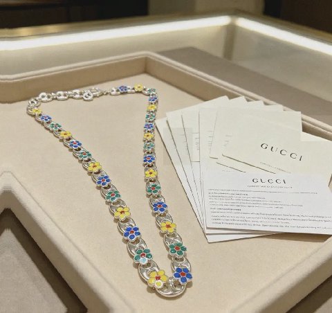 Counterfeit Gucci Anger Forest detail view visual reference