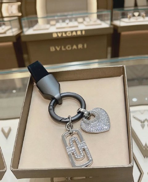 Counterfeit Bulgari accessories detail view visual reference