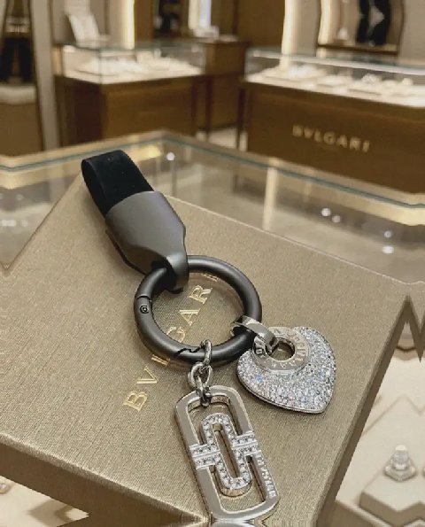 Counterfeit Bulgari accessories detail view visual reference