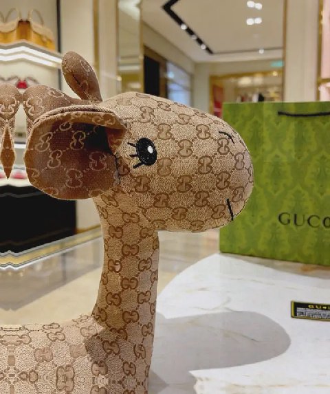 Counterfeit Gucci accessories detail view visual reference