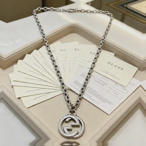 Counterfeit Gucci Anger Forest detail view visual reference