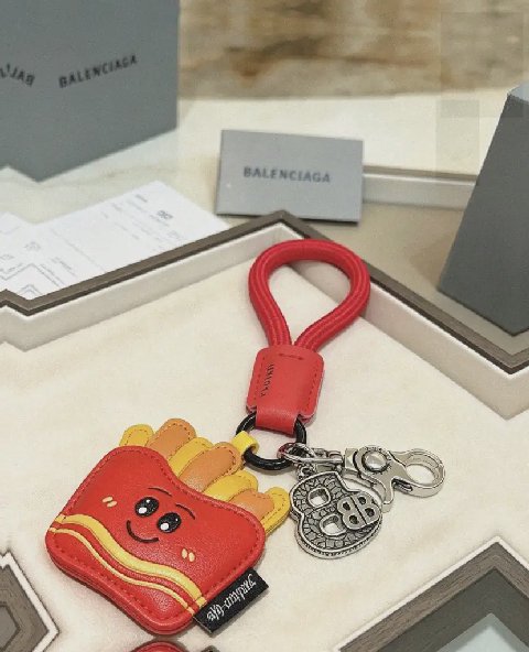 Counterfeit Balenciaga accessories detail view visual reference