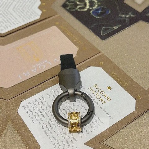 Counterfeit Bulgari accessories front view visual reference