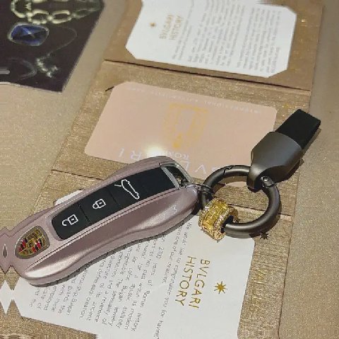 Counterfeit Bulgari accessories back view visual reference