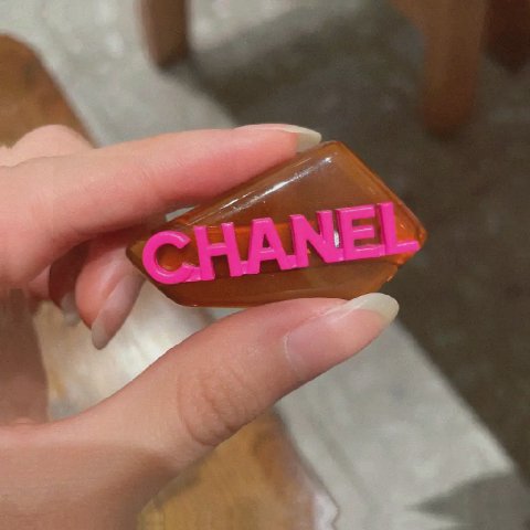 Counterfeit CHANEL accessories detail view visual reference