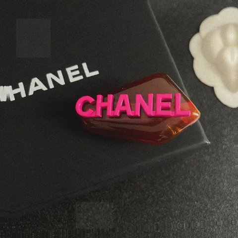 Counterfeit CHANEL accessories detail view visual reference