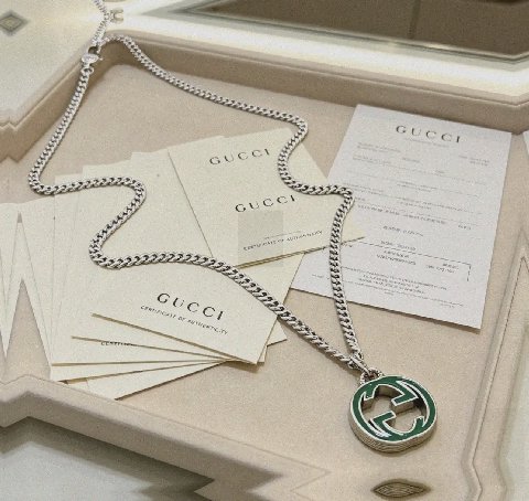 Counterfeit Gucci Anger Forest front view visual reference