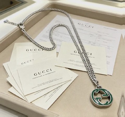 Counterfeit Gucci Anger Forest detail view visual reference