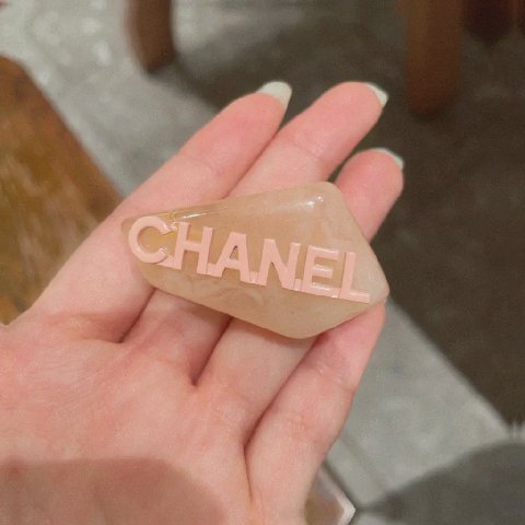 Counterfeit CHANEL accessories back view visual reference