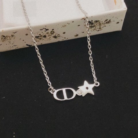 Counterfeit Dior jewelry front view visual reference