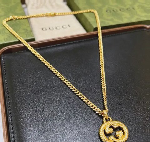 Counterfeit Gucci Anger Forest detail view visual reference