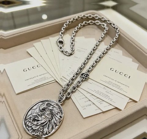 Counterfeit Gucci Anger Forest detail view visual reference