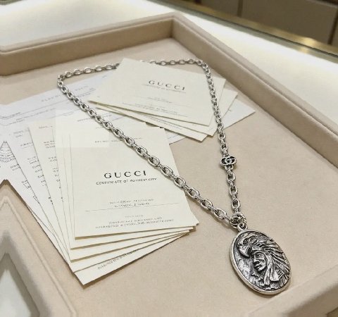 Counterfeit Gucci Anger Forest detail view visual reference