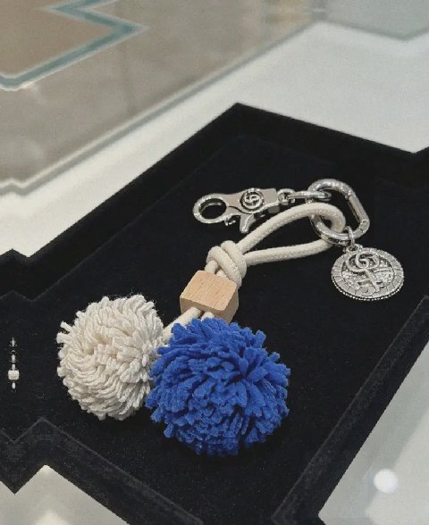 Counterfeit Gucci accessories detail view visual reference