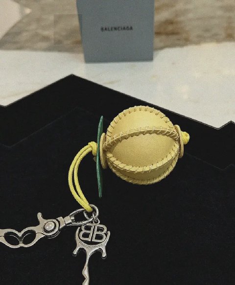 Counterfeit Balenciaga accessories back view visual reference
