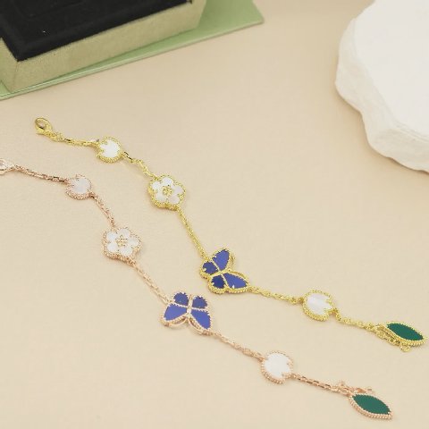 Counterfeit Van Cleef & Arpels jewelry front view visual reference