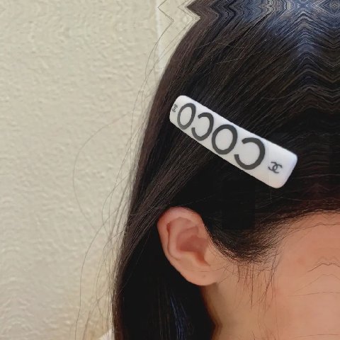 Counterfeit CHANEL accessories detail view visual reference