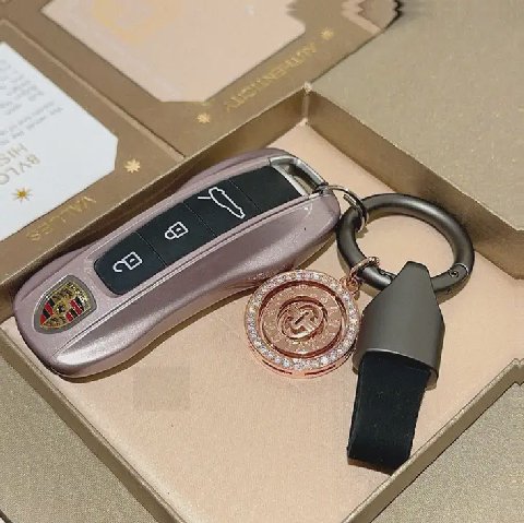 Counterfeit Bulgari accessories detail view visual reference