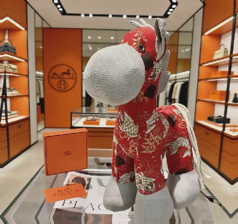 Counterfeit Hermès accessories detail view visual reference